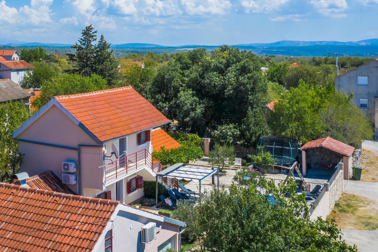 סקארדין Holiday Home Rosko מראה חיצוני תמונה